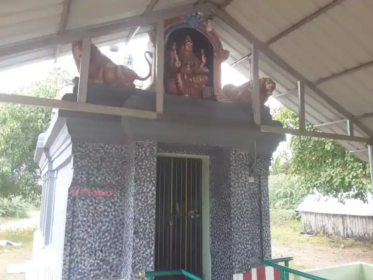 Arulmigu Mookuthi Amman Vagayara Temple, Pamani - 614014 அருள்மிகு மூக்குத்தியம்மன், கூத்தப்பெருமாள் வகையறா திருக்கோயில், Pamani - 614014, Thiruvarur - Ancient Temple Architecture and History Image 5