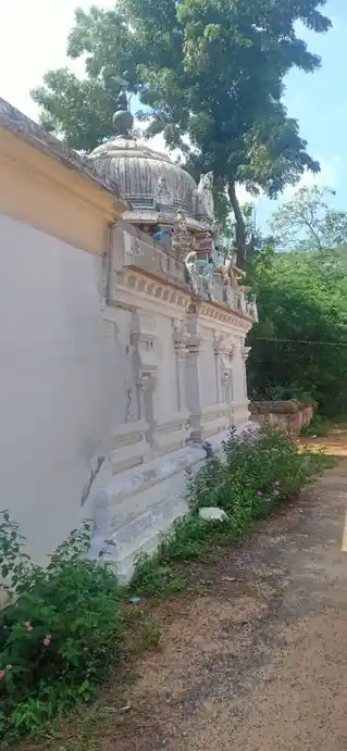 Arulmigu Moolanathar And Lakshmi Narayana Perumal Temple, Maharajapuram - 613104 அருள்மிகு மூலநாதர் மற்றும் லெட்சுமிநாராயணப்பெருமாள் திருக்கோயில், Maharajapuram - 613104, Thanjavur - Ancient Temple Architecture and History Image 4