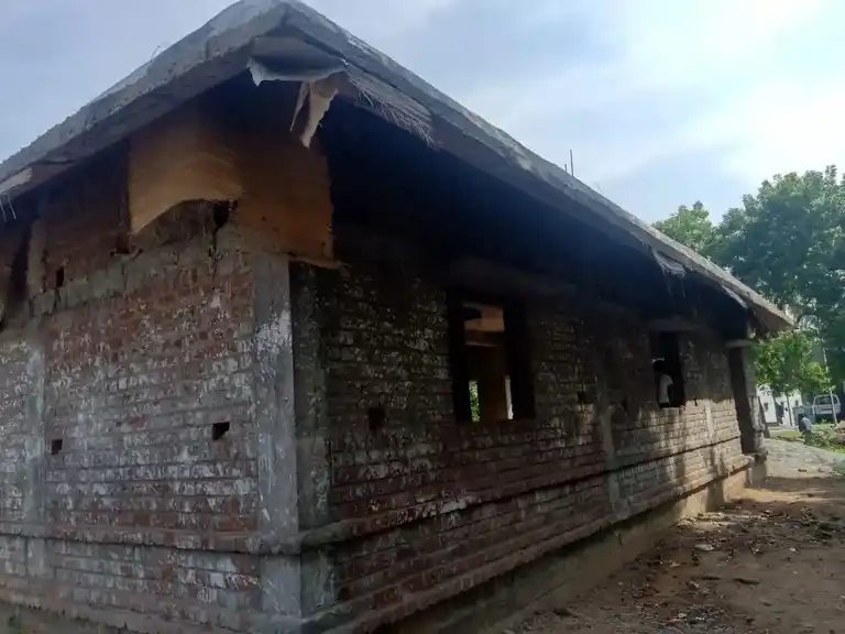 Arulmigu Moondru Madathu Mariamman Temple, Paruthipalli - 637503 அருள்மிகு மூன்று மாதத்து மாரியம்மன் திருக்கோயில், Paruthipalli - 637503, Namakkal - Ancient Temple Architecture and History Image 4