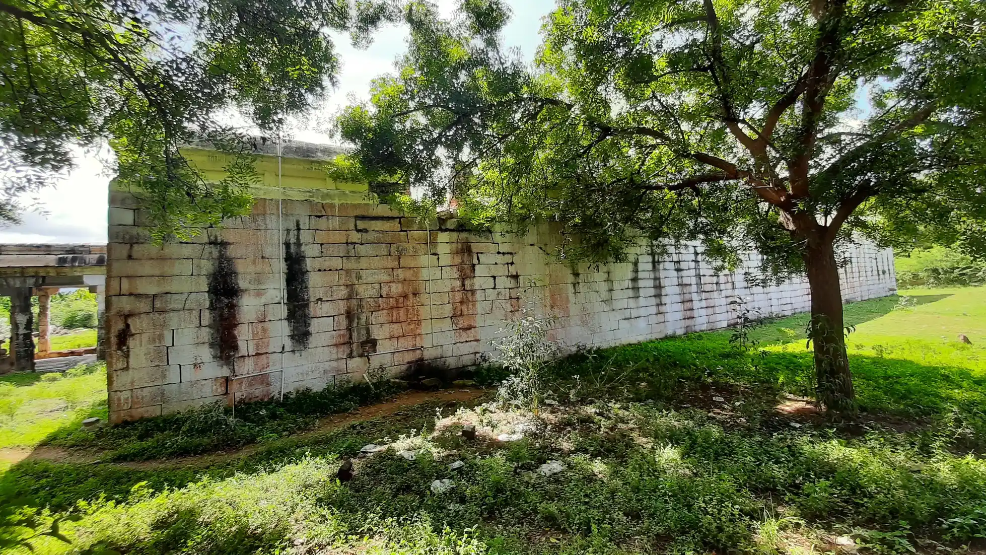 Arulmigu Moonreswaramodaiyar Temple, Attalanallur - 627426 அருள்மிகு மூன்றீஸ்வரமுடையார் திருக்கோயில், Attalanallur - 627426, Tirunelveli - Ancient Temple Architecture and History Image 4