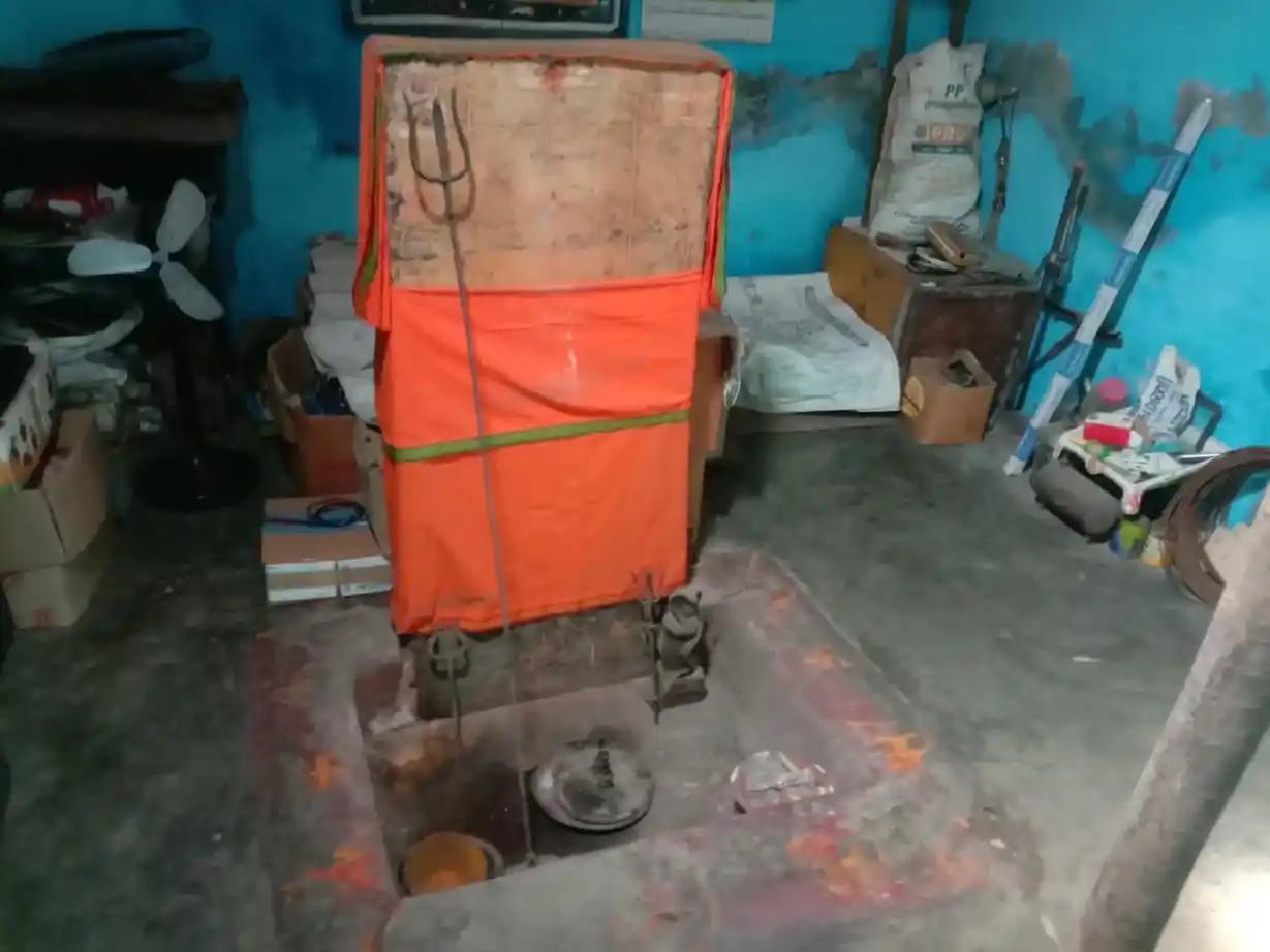 Arulmigu Moopanar Vazhaigurunathar Chinnamariamman Vagaiyara Temple, Kitchipalayam, Salem - 636015 Arulmigu Moopanar Vazhaigurunathar Chinnamariamman Vagaiyara Temple, Kitchipalayam, Salem - 636015, Salem - Ancient Temple Architecture and History Image 3