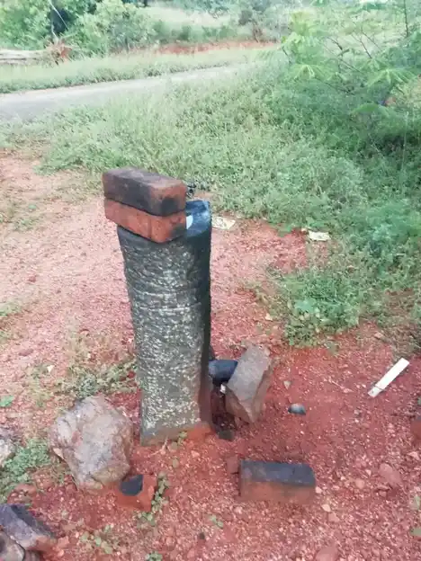 Arulmigu Mooranpatti Malaikoil, Pazhayakottai - 621303 Arulmigu Mooranpatti malaikoil, Pazhayakottai - 621303, Thiruchirappalli - Ancient Temple Architecture and History Image 2