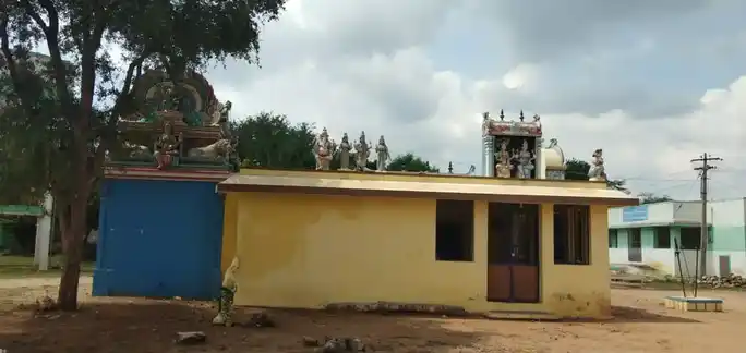 Arulmigu Moorkkakaliyamman Temple, Vadavambadi - 639102 அருள்மிகு மூர்க்க காளியம்மன் திருக்கோயில், Vadavambadi - 639102, Karur - Ancient Temple Architecture and History Image 2