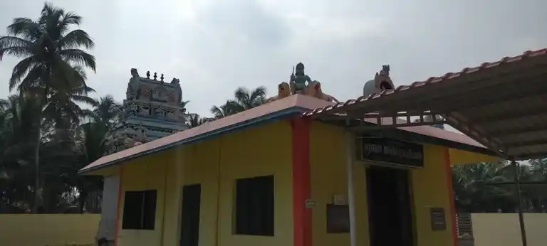 Arulmigu Moovarkandiamman Temple, Poosaripatti - 642205 அருள்மிகு மூவர்கண்டியம்மன் திருக்கோயில், Poosaripatti - 642205, Coimbatore - Ancient Temple Architecture and History Image 10