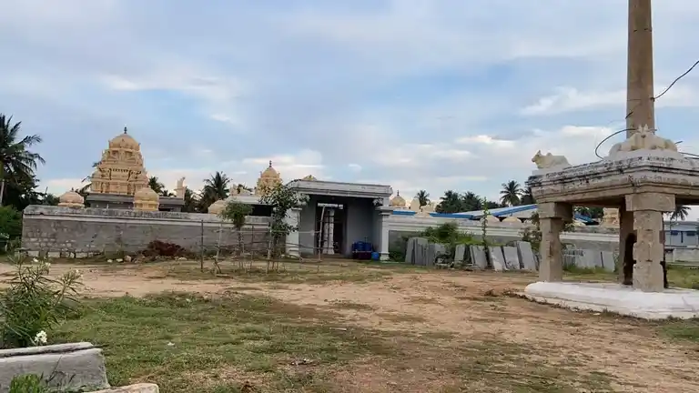 Arulmigu Moovendharreeswarar Temple, Nasiyanur - 638107 அருள்மிகு மூவேந்தர் ஆதிநாராயணப் பெருமாள் திருக்கோயில், Nasiyanur - 638107, Erode - Ancient Temple Architecture and History Image 6