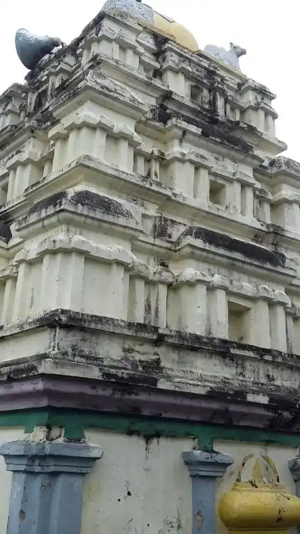 Arulmigu Morur Sendrayaswamy Temple, Kanavaipudur - 636354 அருள்மிகு மோரூர் சென்றாய சுவாமி திருக்கோயில், Kanavaipudur - 636354, Salem - Ancient Temple Architecture and History Image 6