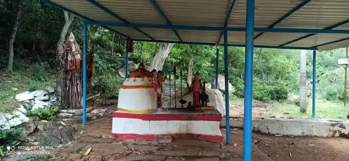 Arulmigu Mottaimalai Temple, Putthanaththam - 621305 Arulmigu Mottaimalai Temple, Putthanaththam - 621305, Thiruchirappalli - Ancient Temple Architecture and History Image 4