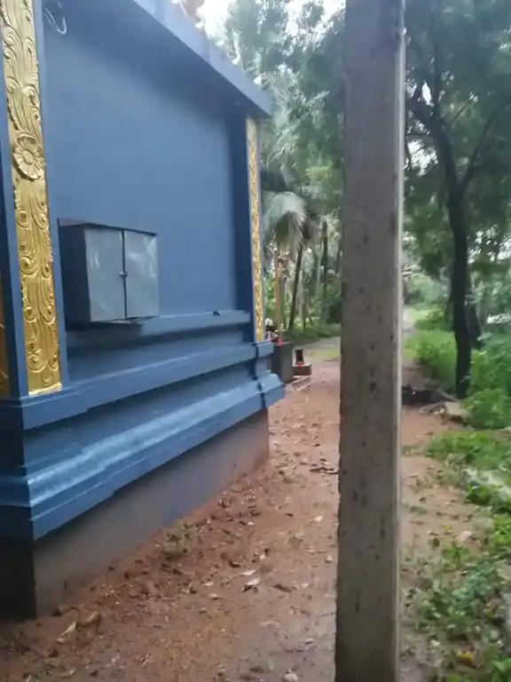 Arulmigu Mottaperumal Temple, Mannadimangalam - 625207 அருள்மிகு மொட்ட பெருமாள் திருக்கோயில், மண்ணாடிமங்கலம் - 625207, Madurai - Ancient Temple Architecture and History Image 3