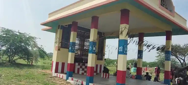 Arulmigu Mudiperutha Iyyanar Temple, Meenakshipuram - 628720 அருள்மிகு முடிபெருத்த ஐயனார் திருக்கோயில், Meenakshipuram - 628720, Thoothukudi - Ancient Temple Architecture and History Image 6