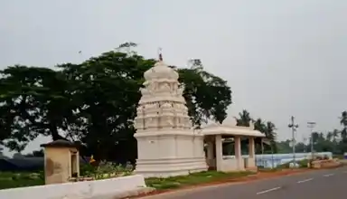 Arulmigu Muilevinayagar Temple, Thatankoil - 614717 அருள்மிகு முள்ளி விநாயகர் திருக்கோயில், தடன்கோயில் - 614717, Thiruvarur - Ancient Temple Architecture and History Image 2