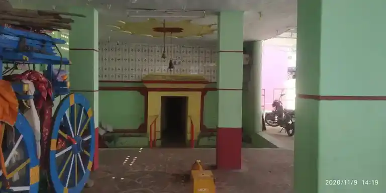 Arulmigu Mukkalperiyaswamy Temple, Semmanahalli - 636704 அருள்மிகு முக்கல் பெரியசாமி திருக்கோயில், Semmanahalli - 636704, Dharmapuri - Ancient Temple Architecture and History Image 2