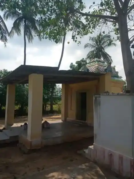 Arulmigu Mukkaneeswarar Temple, Reddiampadi - 624621 அருள்மிகு முக்கண்ணீஸ்வரர் திருக்கோயில், Reddiampadi - 624621, Dindigul - Ancient Temple Architecture and History Image 2