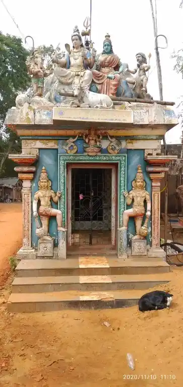 Arulmigu Mukkarai Vinayagar Temple, Theperuma Nallur - 612204 அருள்மிகு முக்கரை விநாயகர் திருக்கோயில், Theperuma Nallur - 612204, Thanjavur - Ancient Temple Architecture and History Image 3