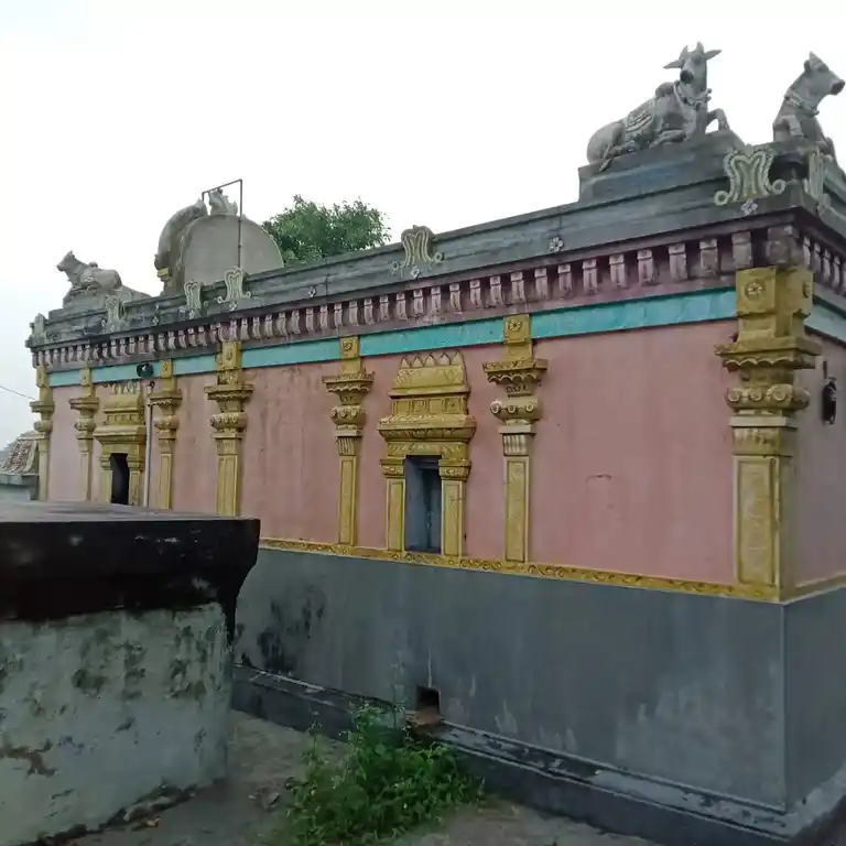 Arulmigu Mukkateeswarar Temple, Near Tank, Mukarambakkam - 601201 அருள்மிகு முக்காட்டீஸ்வரர் திருக்கோயில், Near Tank, Mukarambakkam - 601201, Tiruvallur - Ancient Temple Architecture and History Image 2