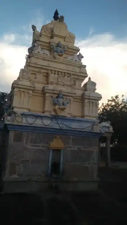 Arulmigu Muktheeswarar Temple, Inside The Village, Selai - 631203 அருள்மிகு முக்தீஸ்வரர் திருக்கோயில், Inside The Village, Selai - 631203, Tiruvallur - Ancient Temple Architecture and History Image 3