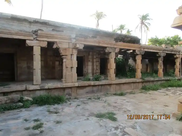 Arulmigu Muktheeswarar Temple, Maahalikudi, S.Kannanur - 621112 Arulmigu Muktheeswarar Temple, Maahalikudi, S.Kannanur - 621112, Thiruchirappalli - Ancient Temple Architecture and History Image 5