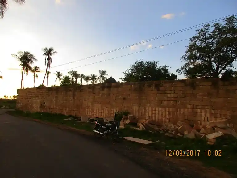 Arulmigu Muktheeswarar Temple, Maahalikudi, S.Kannanur - 621112 Arulmigu Muktheeswarar Temple, Maahalikudi, S.Kannanur - 621112, Thiruchirappalli - Ancient Temple Architecture and History Image 9