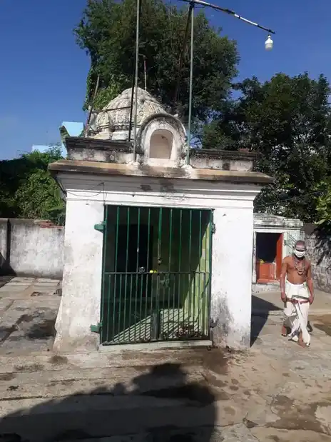 Arulmigu Muktheeswarar Temple, Near Railway Station, Kadambathur - 602001 அருள்மிகு முக்தீஸ்வரர் திருக்கோயில், Near Railway Station, Kadambathur - 602001, Tiruvallur - Ancient Temple Architecture and History Image 3
