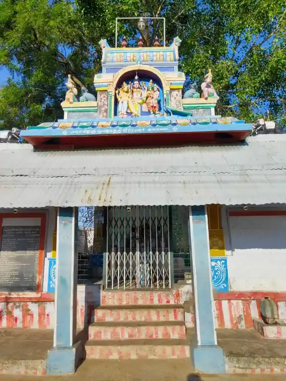 Arulmigu Mumoorthi Vinayakar Temple, Kallanai - 625706 அருள்மிகு மும்மூர்த்தி விநாயகர் திருக்கோயில், Kallanai - 625706, Madurai - Ancient Temple Architecture and History Image 4
