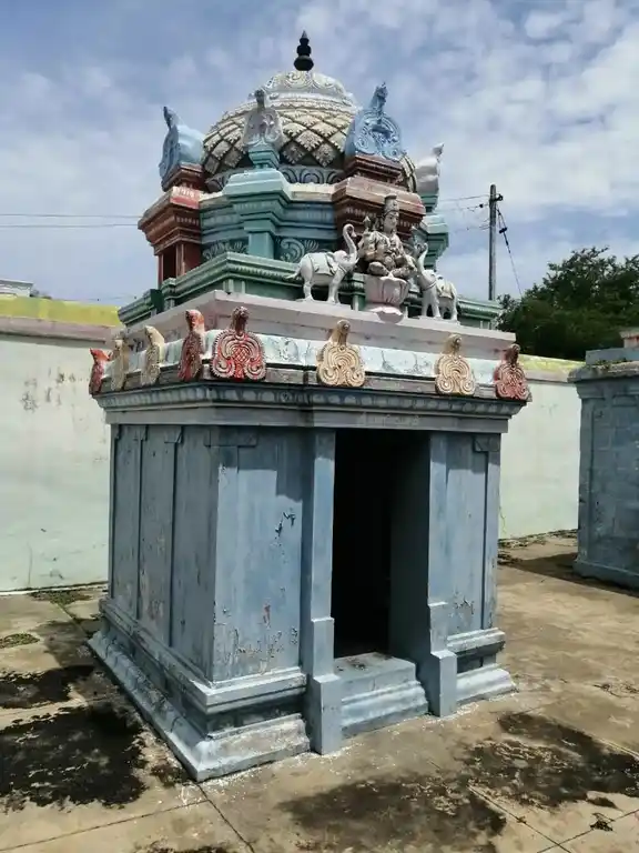 Arulmigu Mumudinathaswamy Temple, Aranmanaisiruvayal - 630305 அருள்மிகு மும்முடிநாதசுவாமி திருக்கோயில், Aranmanaisiruvayal - 630305, Sivagangai - Ancient Temple Architecture and History Image 2