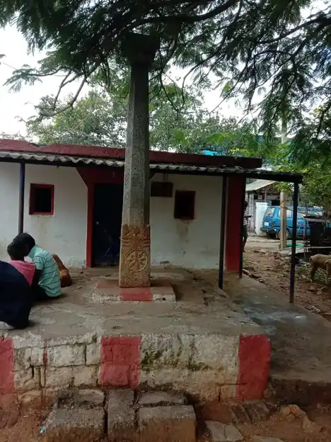 Arulmigu Munbogal Aancheneyaswamy Temple, Avalapalli - 635109 Temple