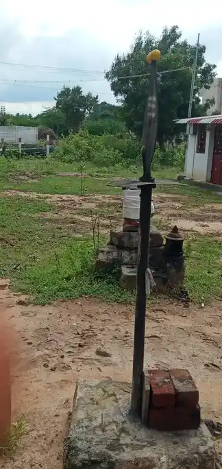 Arulmigu Muneeswarar Temple, Keelakurichi - 620013 அருள்மிகு முனீஸ்வரர் திருக்கோயில், அரசங்குடி, கீழக்குறிச்சி., அரசங்குடி, கீழக்குறிச்சி. - 620013, Thiruchirappalli - Ancient Temple Architecture and History Image 2