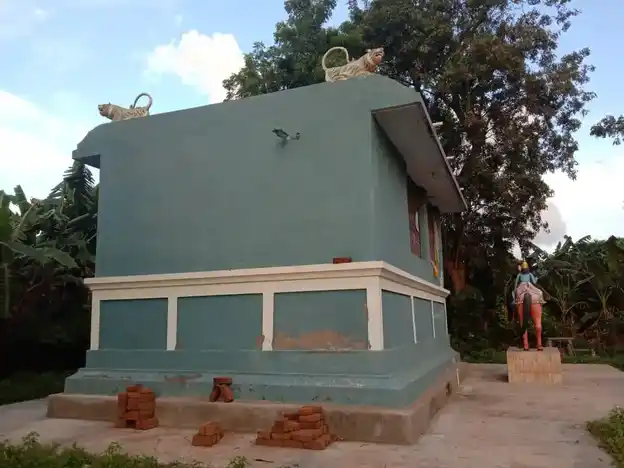 Arulmigu Muneeswarar Temple, Keelathiruppanthuruthi - 613103 அருள்மிகு முனிஸ்வரர் சுவாமி திருக்கோயில், Keelathiruppanthuruthi - 613103, Thanjavur - Ancient Temple Architecture and History Image 2