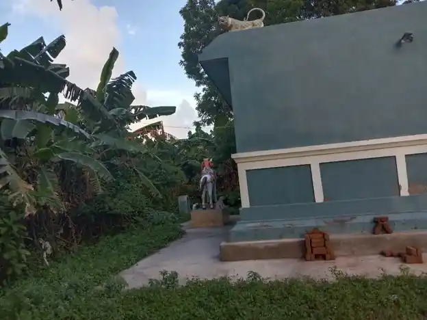 Arulmigu Muneeswarar Temple, Keelathiruppanthuruthi - 613103 அருள்மிகு முனிஸ்வரர் சுவாமி திருக்கோயில், Keelathiruppanthuruthi - 613103, Thanjavur - Ancient Temple Architecture and History Image 4