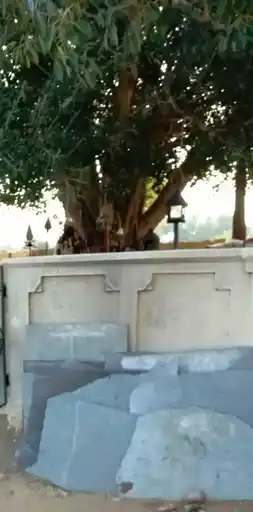 Arulmigu Muneeswarar Temple, Maruthakkui - 613602 அருள்மிகு முனீஸ்வரர் திருக்கோயில், Maruthakkui - 613602, Thanjavur - Ancient Temple Architecture and History Image 3