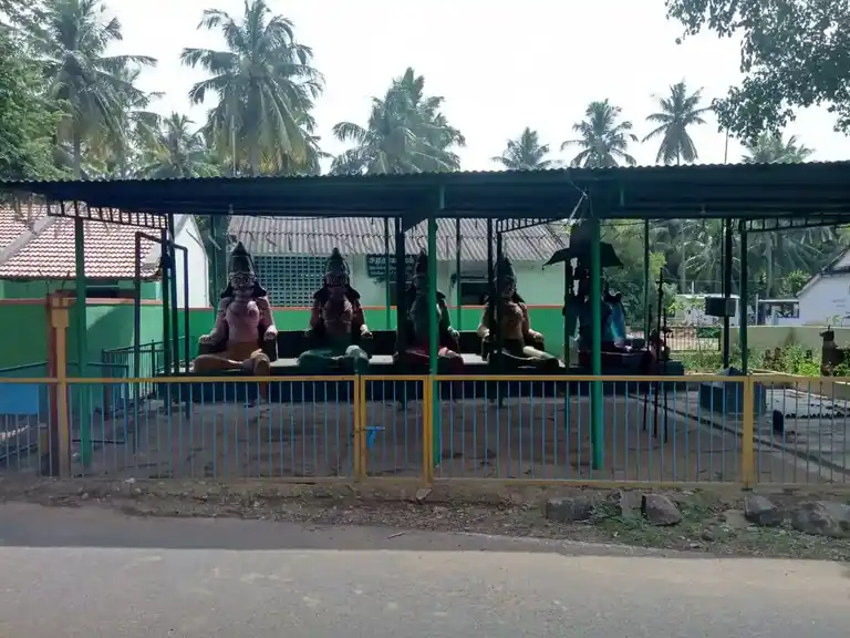 Arulmigu Muniappan Temple, Minnakkal - 637505 அருள்மிகு அணை முனியப்பன் திருக்கோயில், Minnakkal - 637505, Namakkal - Ancient Temple Architecture and History Image 2