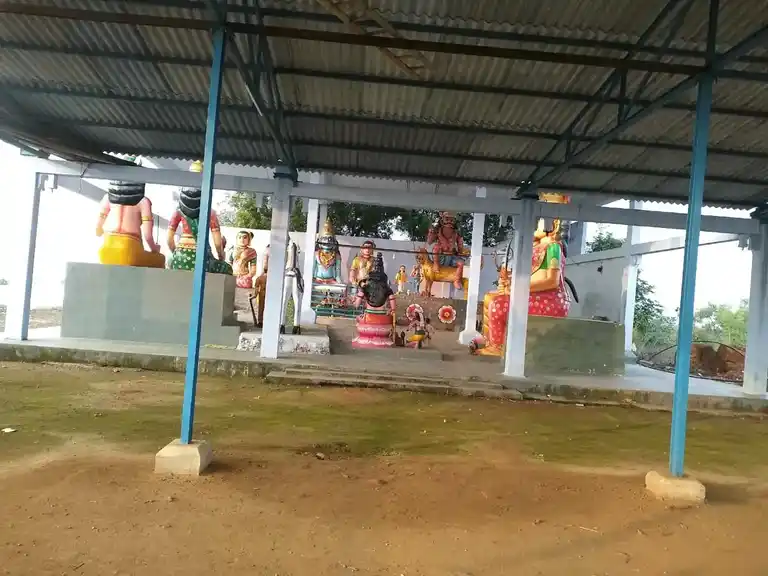 Arulmigu Muniappan Temple, Poorlakuttai, Gonur - 636404 அருள்மிகு முனியப்பன் திருக்கோயில், Poorlakuttai, Gonur - 636404, Salem - Ancient Temple Architecture and History Image 2