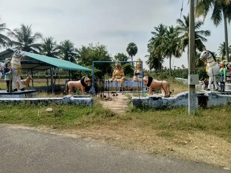 Arulmigu Muniappanswamy Temple, Thuthipalayam, Kuthanatham - 637503 அருள்மிகு முனியப்பன் சுவாமி திருக்கோயில், Thuthipalayam, Kuthanatham - 637503, Namakkal - Ancient Temple Architecture and History Image 3