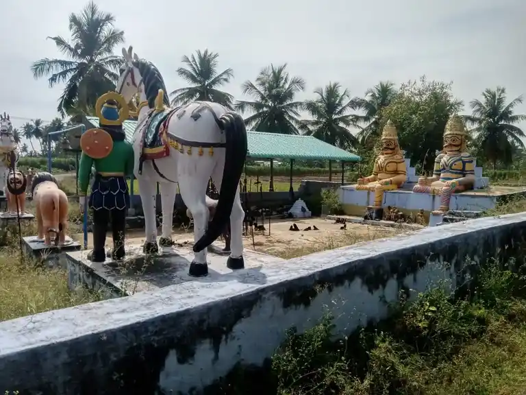 Arulmigu Muniappanswamy Temple, Thuthipalayam, Kuthanatham - 637503 அருள்மிகு முனியப்பன் சுவாமி திருக்கோயில், Thuthipalayam, Kuthanatham - 637503, Namakkal - Ancient Temple Architecture and History Image 5