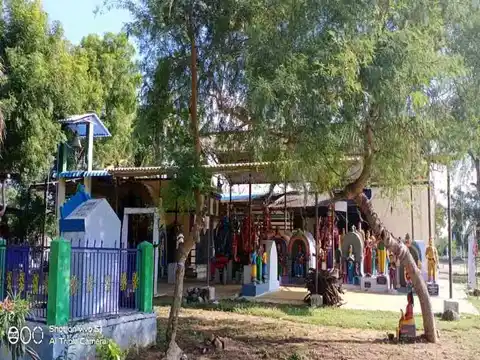 Arulmigu Muniappasamy Temple, Kadathur, Gobichettipalayam - 638466 அருள்மிகு முனியப்பசாமி திருக்கோயில், கடத்தூர், Gobichettipalayam - 638466, Erode - Ancient Temple Architecture and History Image 5