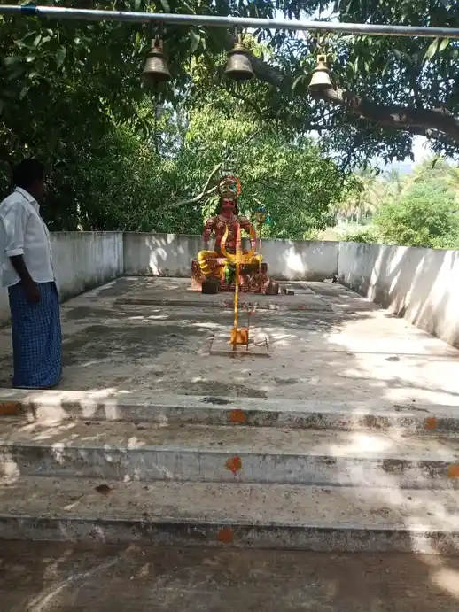 Arulmigu Munidevar Temple, Agaram - 636806 Temple