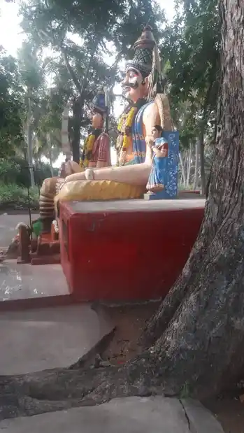 Arulmigu Munidevar Temple, Seeriyanahalli, Errakuttanahalli - 636808 அருள்மிகு முனிதேவர் திருக்கோயில், Seeriyanahalli, Errakuttanahalli - 636808, Dharmapuri - Ancient Temple Architecture and History Image 7