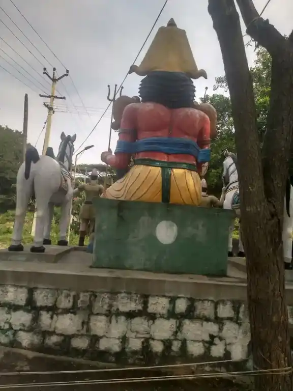 Arulmigu Munidever Temple, Chinnakoundanahalli, Nammandahalli - 636812