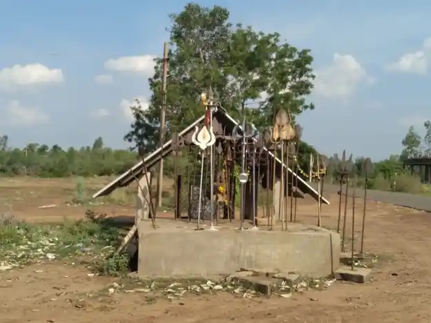 Arulmigu Munishwarar Temple, Nepughai - 613301 Arulmigu Munishwarar Temple, Nepughai - 613301, Pudukkottai - Ancient Temple Architecture and History Image 3