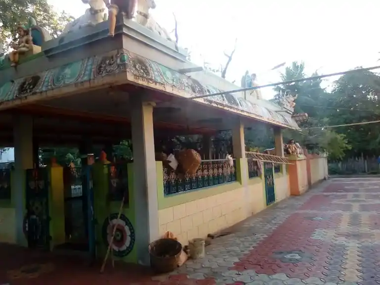Arulmigu Munishwarar Temple, Vairivayal - 614616 அருள்மிகு முனீஸ்வரர் திருக்கோயில், Vairivayal - 614616, Pudukkottai - Ancient Temple Architecture and History Image 4