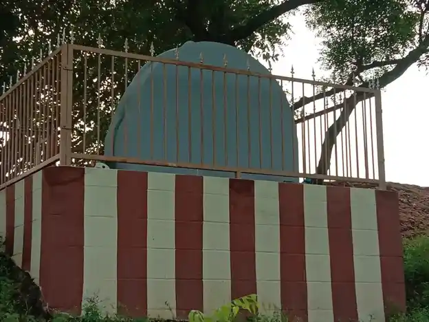 Arulmigu Muniyampatti Kannimaar Temple, Muniyampatti - 624005 அருள்மிகு முனியம்பட்டி கன்னிமார் திருக்கோயில், Muniyampatti - 624005, Dindigul - Ancient Temple Architecture and History Image 2