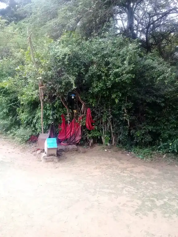 Arulmigu Muniyanar Temple, Anikuruchi - 612902 Temple