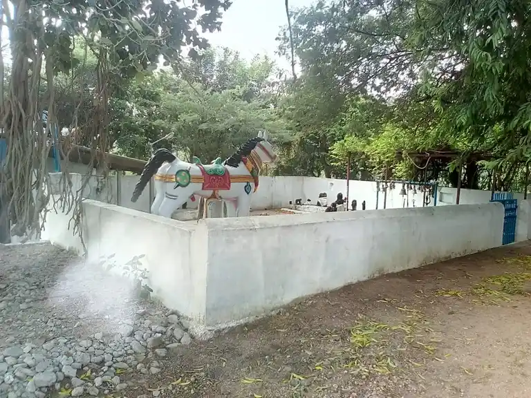 Arulmigu Muniyanar Temple, Kattupiringiyam - 621704 Temple