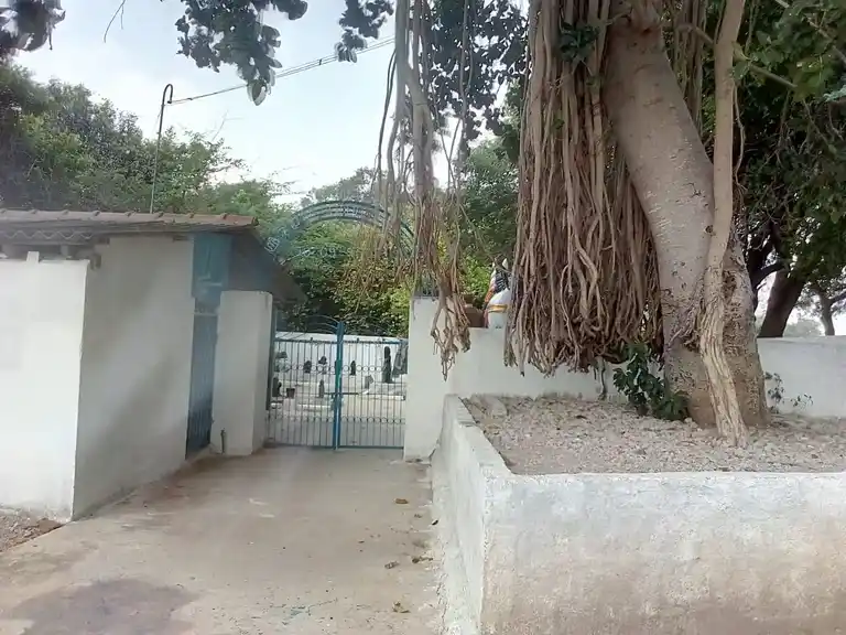 Arulmigu Muniyanar Temple, Kattupiringiyam - 621704 அருள்மிகு முனியனார் திருக்கோயில், காட்டுபிரிங்கியம் - 621704, Ariyalur - Ancient Temple Architecture and History Image 4