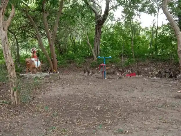 Arulmigu Muniyanar Temple, Kosavankudikadu - 621705 Arulmigu Muniyanar Temple,  - 621705, Ariyalur - Ancient Temple Architecture and History Image 3