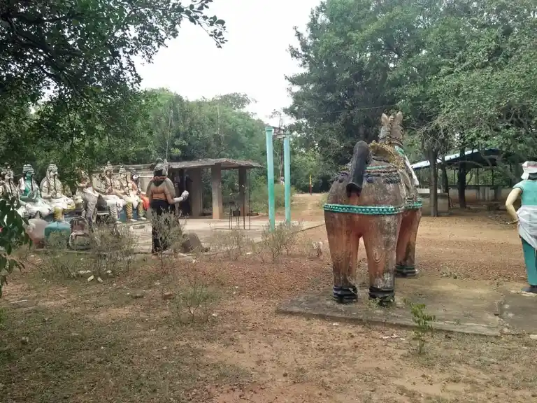 Arulmigu Muniyanar Temple, Kuvagam - 621710 Arulmigu Muniyanar Temple, Kuvagam - 621710, Ariyalur - Ancient Temple Architecture and History Image 2