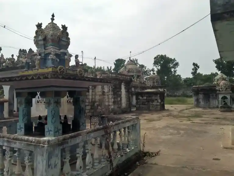 Arulmigu Muniyanar Temple, Kuvagam - 621710 Arulmigu Muniyanar Temple, Kuvagam - 621710, Ariyalur - Ancient Temple Architecture and History Image 4