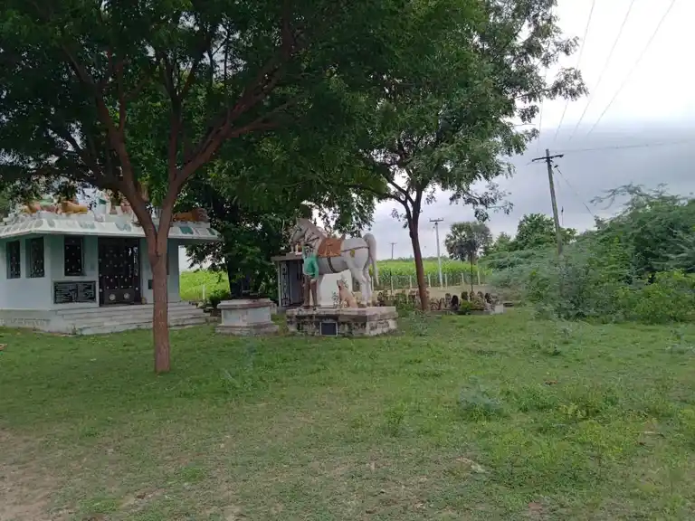 Arulmigu Muniyanar Temple, Pudupalayam - 621704 Arulmigu Muniyanar Temple,  - 621704, Ariyalur - Ancient Temple Architecture and History Image 2