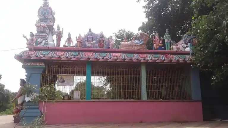 Arulmigu Muniyanar Temple, Puliyur - 607302 Arulmigu Muniyanar Temple,  - 607302, Cuddalore - Ancient Temple Architecture and History Image 4