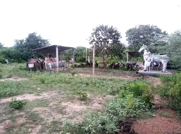 Arulmigu Muniyanar Temple, Thular - 621719 Arulmigu Muniyanar Temple, Thular - 621719, Ariyalur - Ancient Temple Architecture and History Image 4