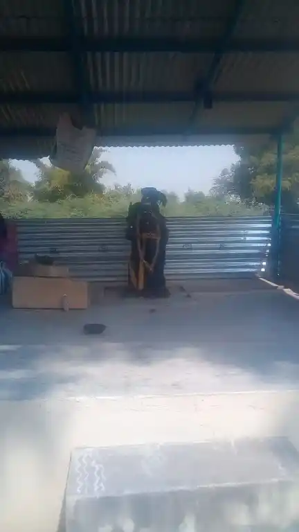 Arulmigu Muniyanar Temple, Vanjinapuram - 621714